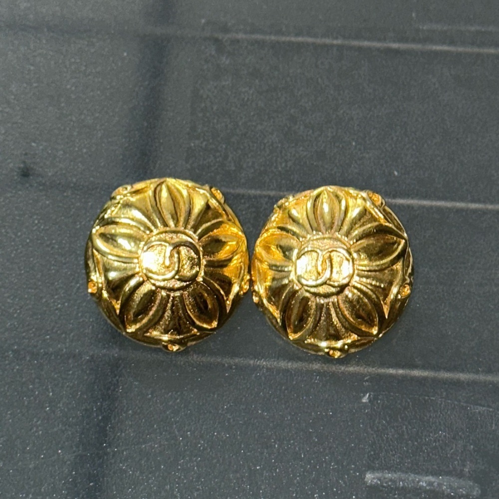CHANEL 24K GOLD PLATED EARRINGS